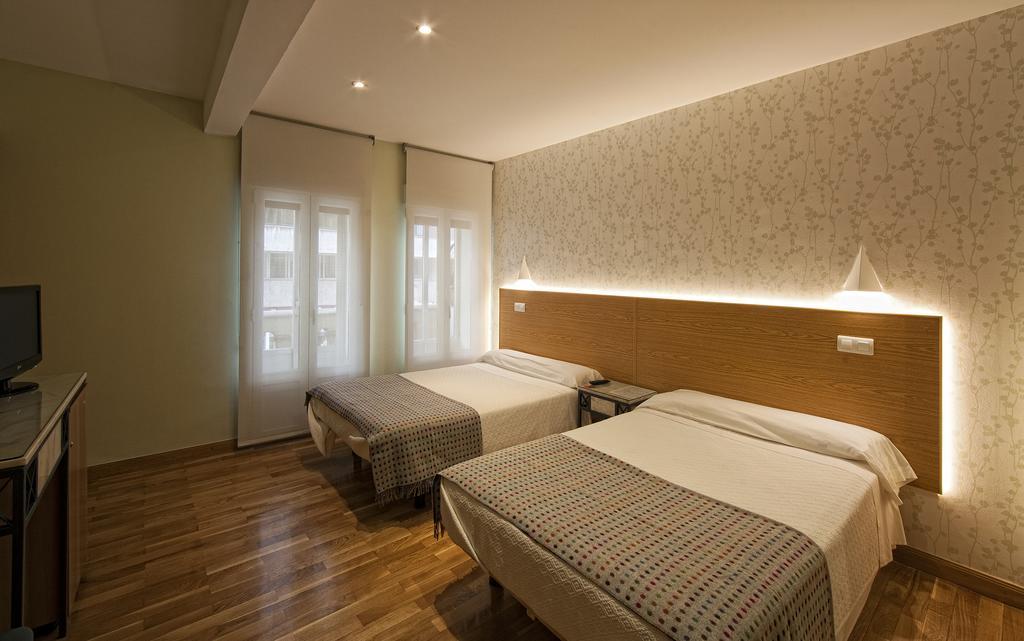 Hostal Bezana บูร์โกส ห้อง รูปภาพ